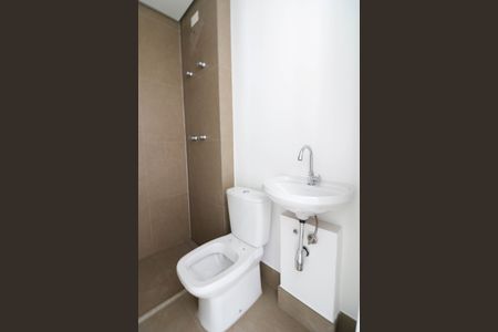 Apartamento à venda com 201m², 3 quartos e 3 vagas Apartamento à venda com 201m², 3 quartos e 3 vagasBanheiro de serviço