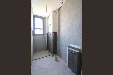 Apartamento à venda com 201m², 3 quartos e 3 vagas Apartamento à venda com 201m², 3 quartos e 3 vagasBanheiro da Suíte 1