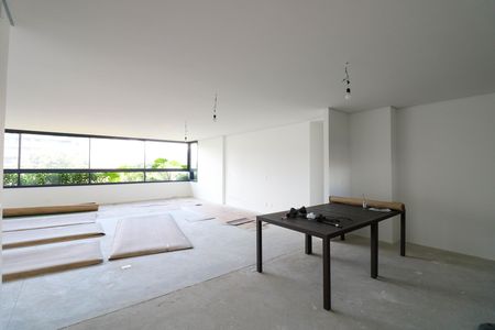 Apartamento à venda com 201m², 3 quartos e 3 vagas Apartamento à venda com 201m², 3 quartos e 3 vagasSala / Cozinha