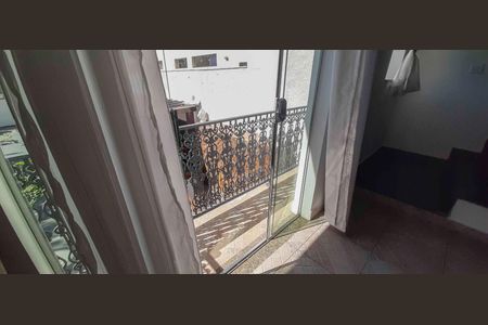 Casa à venda com 403m², 4 quartos e 12 vagas Casa à venda com 403m², 4 quartos e 12 vagasSacada da Sala de Jantar