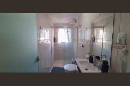 Casa à venda com 403m², 4 quartos e 12 vagas Casa à venda com 403m², 4 quartos e 12 vagasBanheiro da Suíte 3