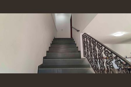 Casa à venda com 403m², 4 quartos e 12 vagas Casa à venda com 403m², 4 quartos e 12 vagasAcesso as Suítes