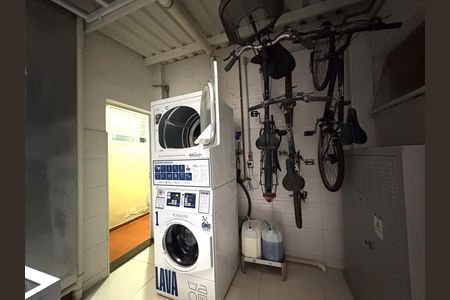Apartamento à venda com 32m², 1 quarto e sem vaga Apartamento à venda com 32m², 1 quarto e sem vagaÁrea comum