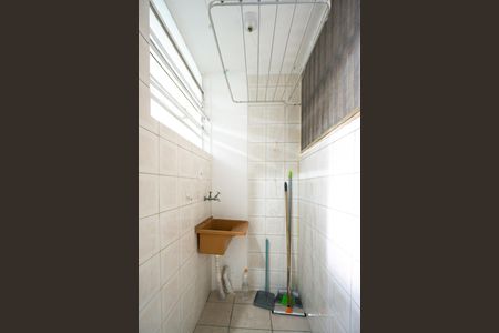 Apartamento à venda com 48m², 2 quartos e sem vaga Apartamento à venda com 48m², 2 quartos e sem vagaÁrea de serviço