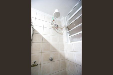 Apartamento à venda com 48m², 2 quartos e sem vaga Apartamento à venda com 48m², 2 quartos e sem vagaChuveiro