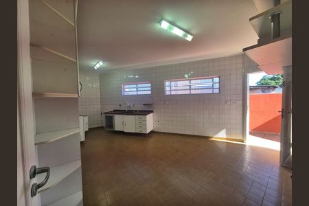 Casa para alugar com 170m², 3 quartos e 4 vagas
