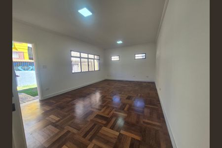 Casa para alugar com 3 quartos, 170m² em Vila Morse, São Paulo