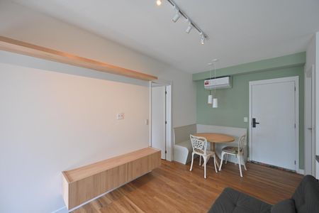 Sala de apartamento para alugar com 1 quarto, 50m² em Vila Clementino, São Paulo