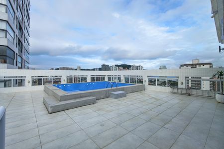 Apartamento para alugar com 94m², 2 quartos e 2 vagasÁrea comum - Piscina