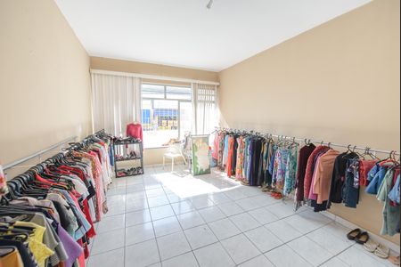 Casa para alugar com 480m², 4 quartos e 2 vagas Casa para alugar com 480m², 4 quartos e 2 vagasSala