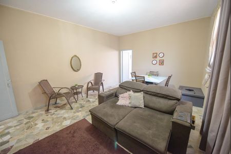 Sala de TV de casa para alugar com 4 quartos, 480m² em Jardim Santa Cruz, Taubaté