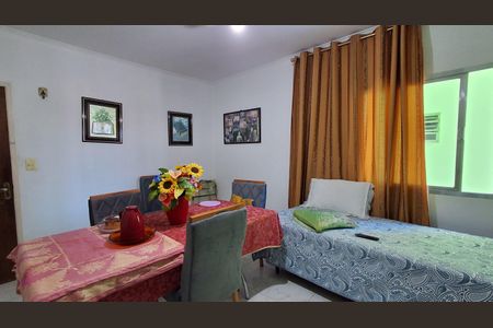 Apartamento à venda com 90m², 2 quartos e 1 vaga Apartamento à venda com 90m², 2 quartos e 1 vagaSala