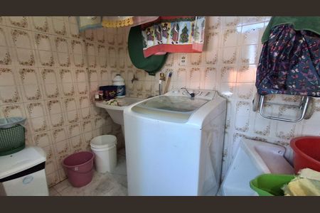 Apartamento à venda com 90m², 2 quartos e 1 vaga Apartamento à venda com 90m², 2 quartos e 1 vagaÁrea de Serviço