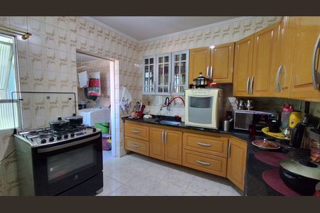 Apartamento à venda com 90m², 2 quartos e 1 vaga Apartamento à venda com 90m², 2 quartos e 1 vagaCozinha