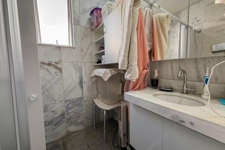 Apartamento à venda com 3 quartos, 130m² em Gutierrez, Belo Horizonte