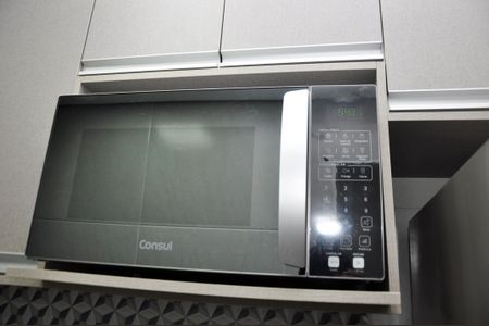 Apto. Mobiliado - Detalhe - Cozinha de apartamento para alugar com 2 quartos, 55m² em Jardim Santa Lucrecia, São Paulo