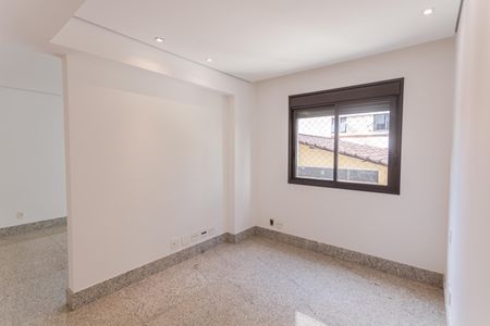 Sala 2 de apartamento para alugar com 2 quartos, 100m² em Serra, Belo Horizonte
