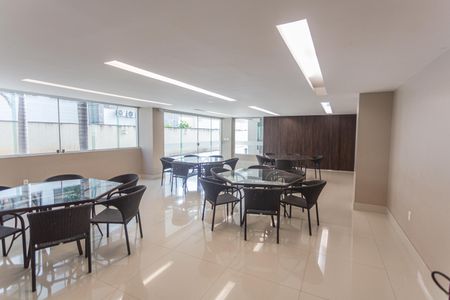 Apartamento para alugar com 100m², 3 quartos e 2 vagas Apartamento para alugar com 100m², 3 quartos e 2 vagasÁrea comum - Salão de festas