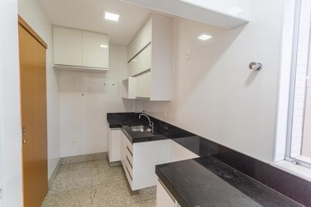 Apartamento para alugar com 100m², 3 quartos e 2 vagas Apartamento para alugar com 100m², 3 quartos e 2 vagasCozinha