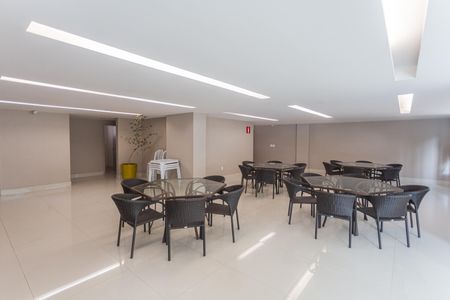 Apartamento para alugar com 100m², 3 quartos e 2 vagas Apartamento para alugar com 100m², 3 quartos e 2 vagasÁrea comum - Salão de festas
