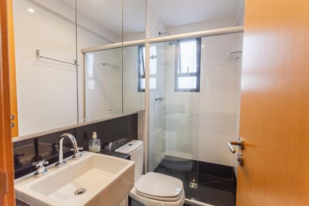 Apartamento para alugar com 100m², 3 quartos e 2 vagas Apartamento para alugar com 100m², 3 quartos e 2 vagasBanheiro da Suíte