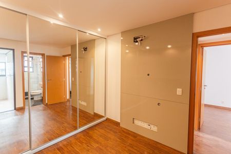 Apartamento para alugar com 100m², 3 quartos e 2 vagas Apartamento para alugar com 100m², 3 quartos e 2 vagasSuíte