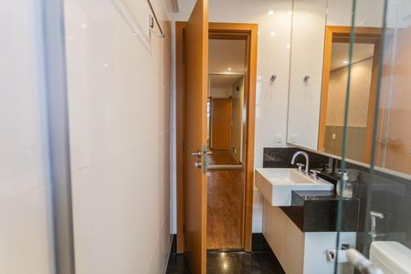 Apartamento para alugar com 100m², 3 quartos e 2 vagas Apartamento para alugar com 100m², 3 quartos e 2 vagasBanheiro da Suíte