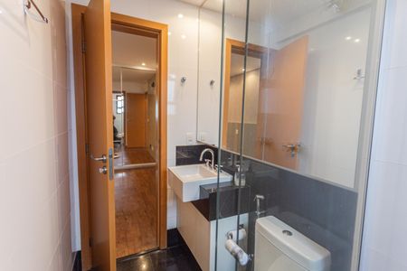 Banheiro da Suíte de apartamento para alugar com 2 quartos, 100m² em Serra, Belo Horizonte