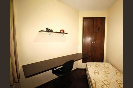 Apartamento à venda com 110m², 4 quartos e 2 vagasQuarto 