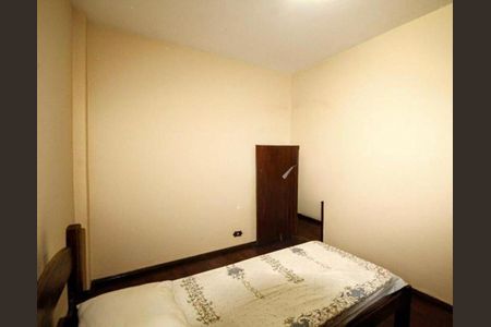 Apartamento à venda com 110m², 4 quartos e 2 vagasQuarto 