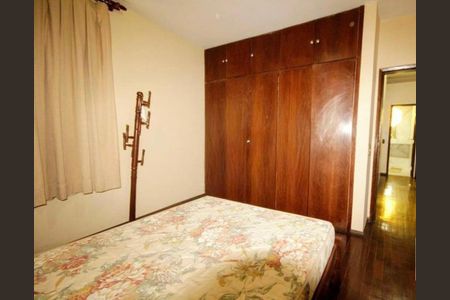 Apartamento à venda com 110m², 4 quartos e 2 vagasQuarto 