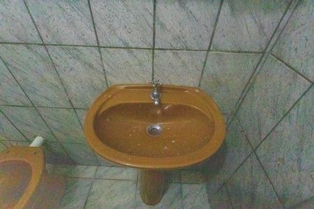 Casa para alugar com 70m², 2 quartos e sem vagaBanheiro 