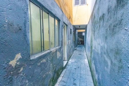 Casa para alugar com 70m², 2 quartos e sem vagaEntrada