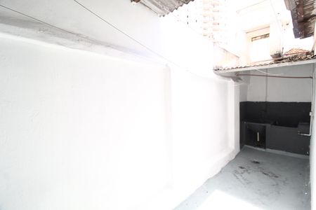 Casa para alugar com 65m², 2 quartos e sem vagaÁrea de Serviço