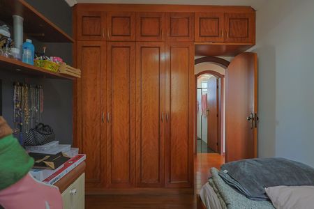 Apartamento à venda com 3 quartos, 181m² em Sagrada Família, Belo Horizonte