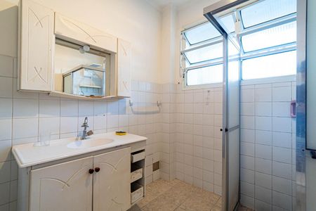 Banheiro de casa para alugar com 2 quartos, 100m² em Morro dos Ingleses, São Paulo