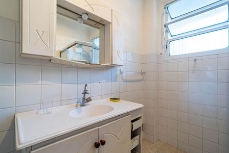 Banheiro de casa para alugar com 2 quartos, 100m² em Morro dos Ingleses, São Paulo