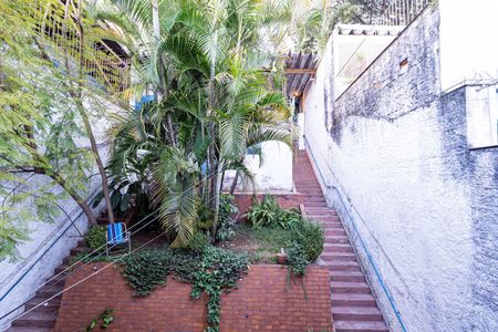 Casa para alugar com 100m², 2 quartos e 1 vaga Casa para alugar com 100m², 2 quartos e 1 vagaVaranda