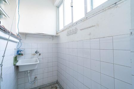 Área de Serviço de casa para alugar com 2 quartos, 100m² em Morro dos Ingleses, São Paulo