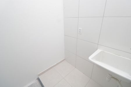 Área de Serviço de apartamento para alugar com 2 quartos, 35m² em Santa Maria, Santo André