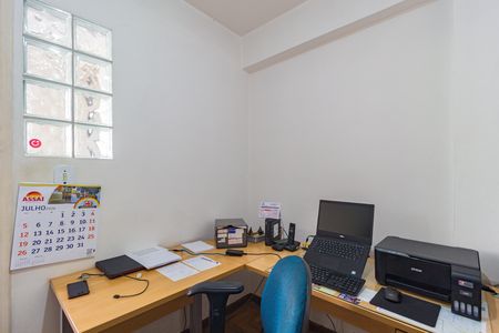 Apartamento à venda com 71m², 2 quartos e sem vaga Apartamento à venda com 71m², 2 quartos e sem vagaQuarto de Serviço