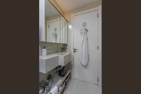 Apartamento à venda com 54m², 1 quarto e sem vagaBanheiro