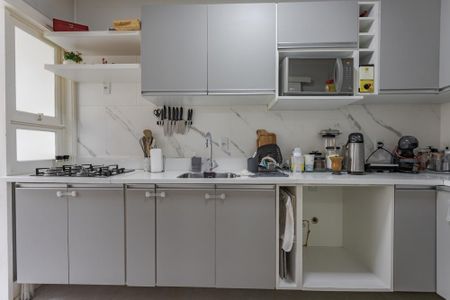 Cozinha e Área de Serviço de apartamento à venda com 1 quarto, 54m² em Jardim do Salso, Porto Alegre