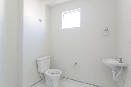 Apartamento à venda com 44m², 2 quartos e sem vaga Apartamento à venda com 44m², 2 quartos e sem vagaBanheiro