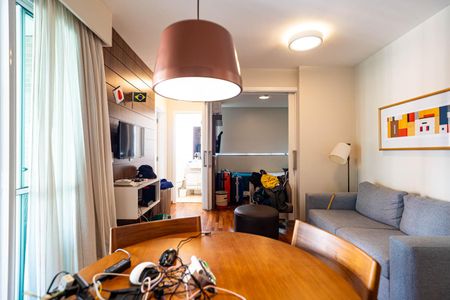 Apartamento à venda com 47m², 2 quartos e 1 vaga Apartamento à venda com 47m², 2 quartos e 1 vagaSala
