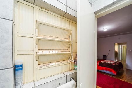 Apartamento à venda com 140m², 3 quartos e 3 vagas Apartamento à venda com 140m², 3 quartos e 3 vagasBanheiro da Suíte