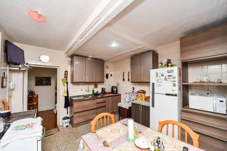 Apartamento à venda com 140m², 3 quartos e 3 vagas Apartamento à venda com 140m², 3 quartos e 3 vagasCozinha