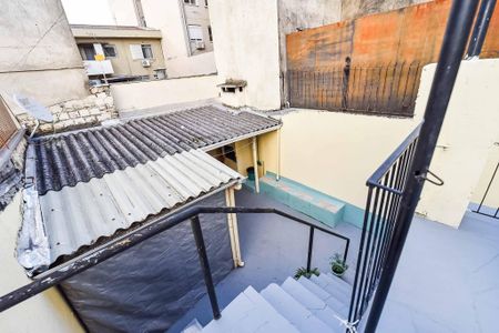 Apartamento à venda com 140m², 3 quartos e 3 vagas Apartamento à venda com 140m², 3 quartos e 3 vagasEscada