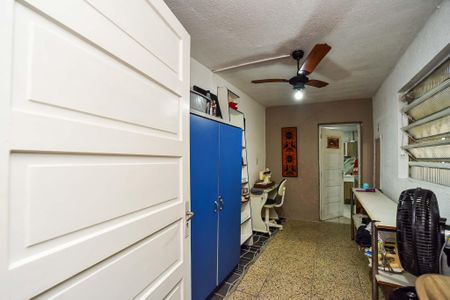 Apartamento à venda com 140m², 3 quartos e 3 vagas Apartamento à venda com 140m², 3 quartos e 3 vagasQuarto de Serviço