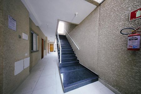 Apartamento para alugar com 42m², 2 quartos e sem vaga